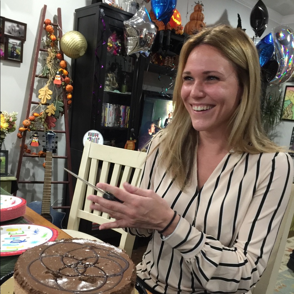 Meet your Posher, Alisha